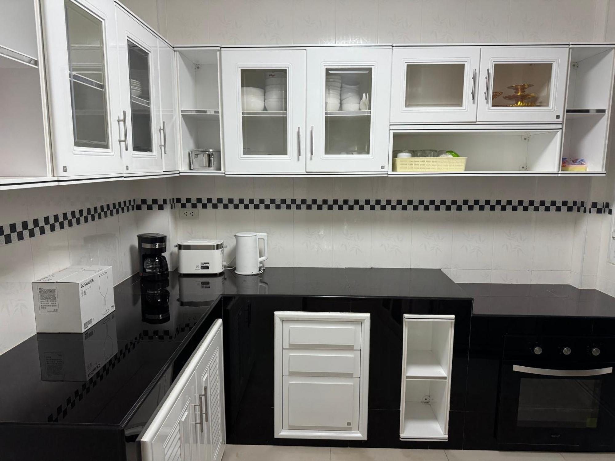 Villa Center Thai 3 Bed 2 Bath *