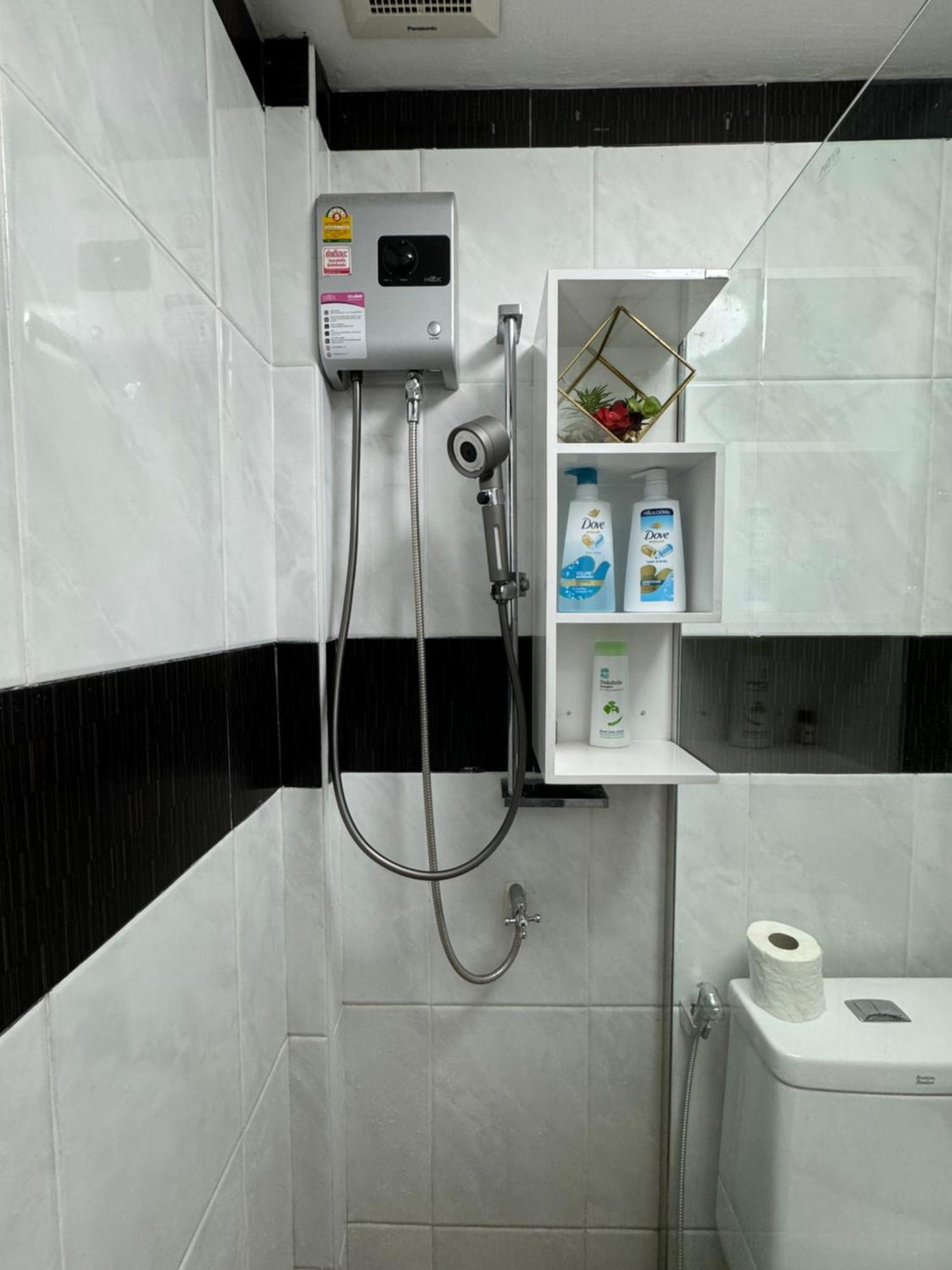 Villa Center Thai 3 Bed 2 Bath Pattaya