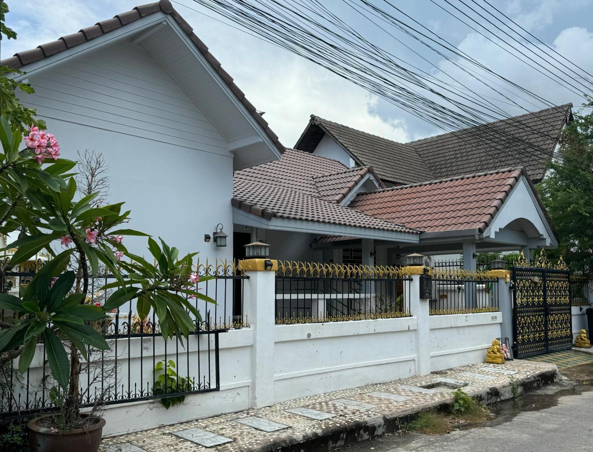 Center Thai 3 Bed 2 Bath * Pattaya